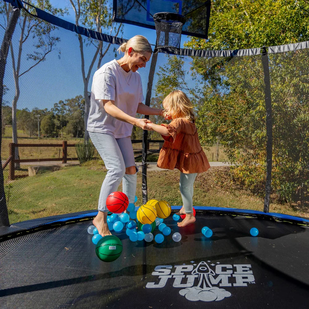 Skywalker Trampoline with compartment net